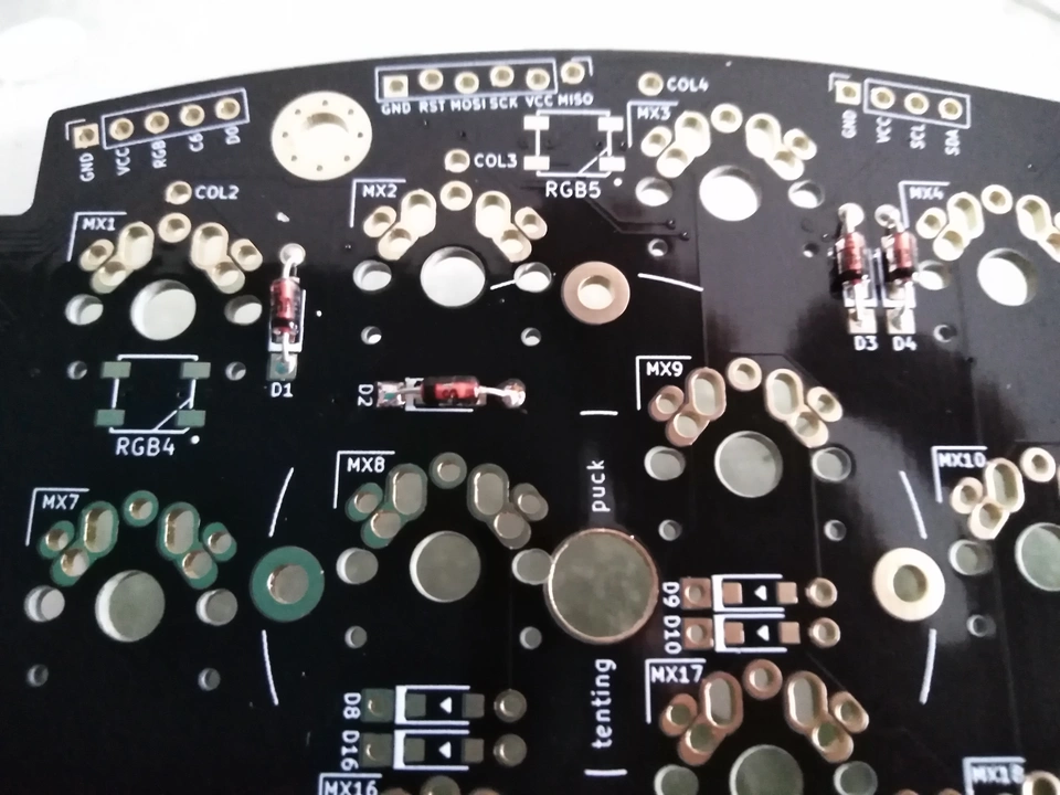 Primeros diodos soldados.